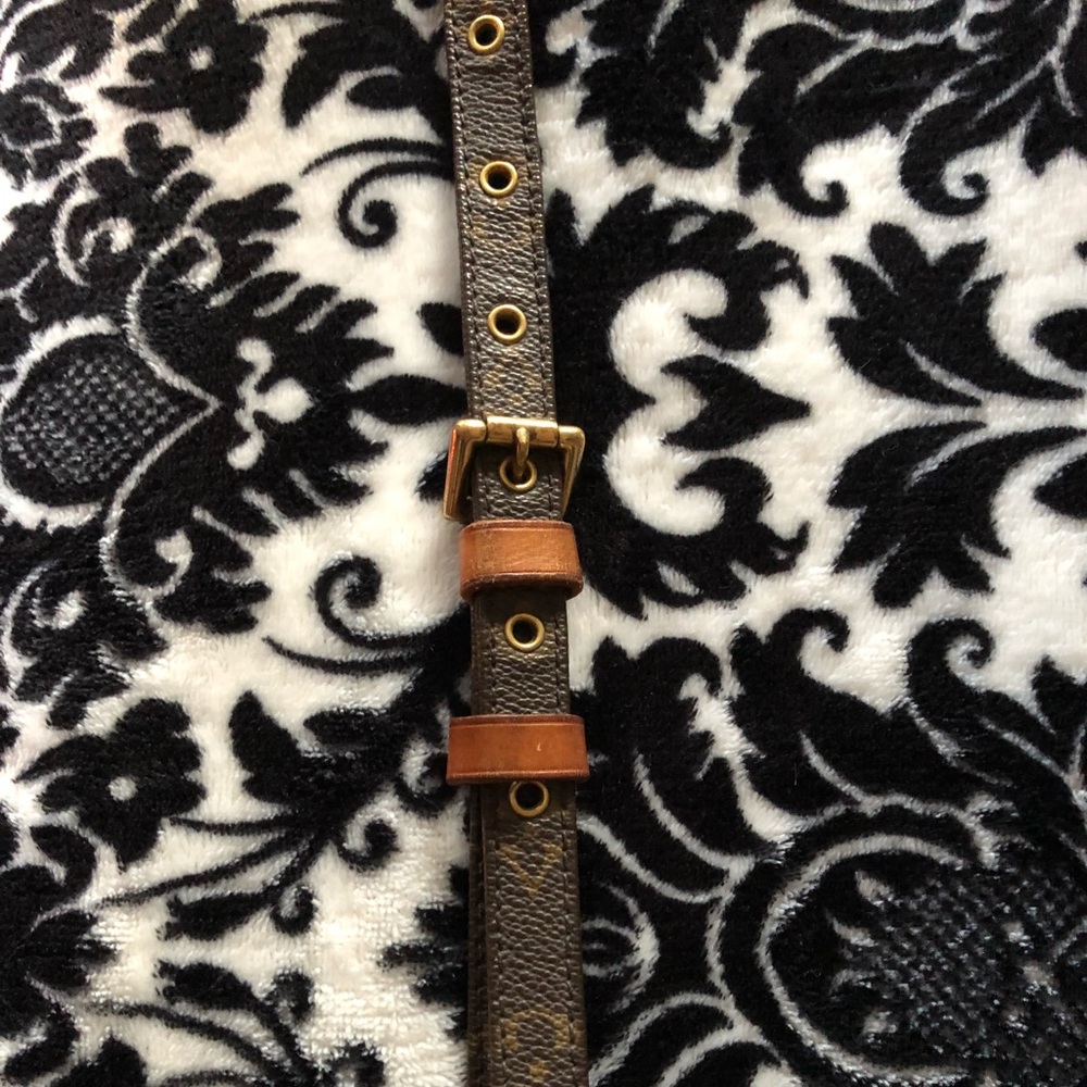 VINTAGE LV adjustable crossbody strap